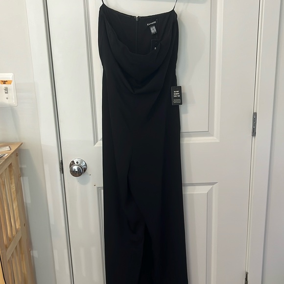 NWT Express Black Strapless Wide Leg Jumpsuit One Piece with tags - Picture 3 of 8
